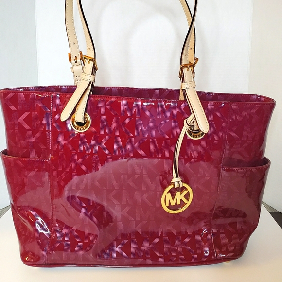 Michael Kors Handbags - SOLD OUT SORRY